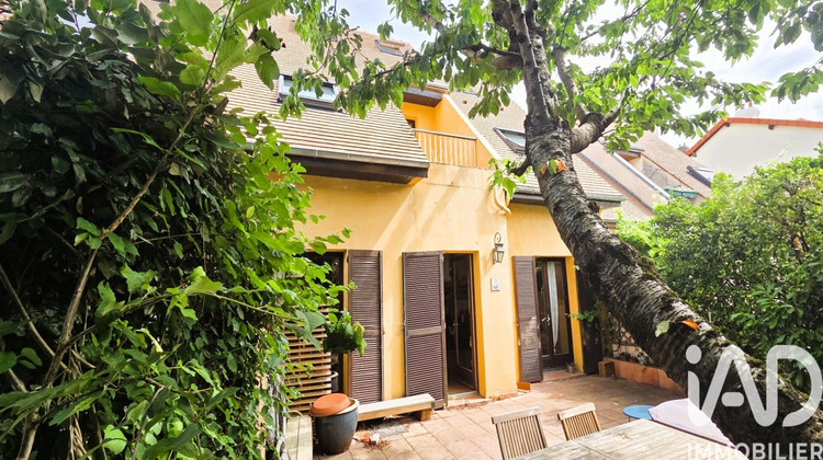 Ma-Cabane - Vente Maison Suresnes, 141 m²