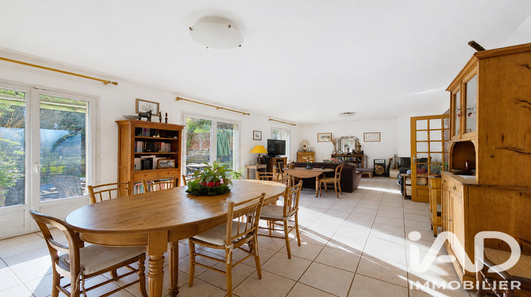 Ma-Cabane - Vente Maison Suresnes, 205 m²