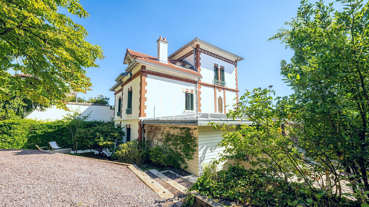 Ma-Cabane - Vente Maison SURESNES, 240 m²