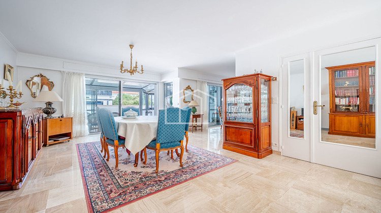 Ma-Cabane - Vente Maison SURESNES, 290 m²