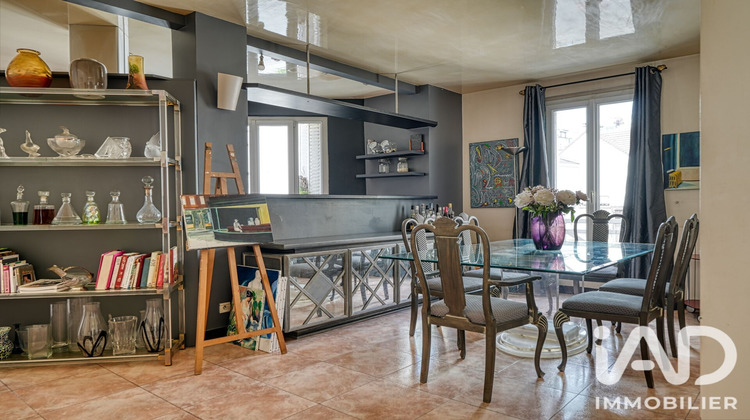 Ma-Cabane - Vente Maison Suresnes, 155 m²