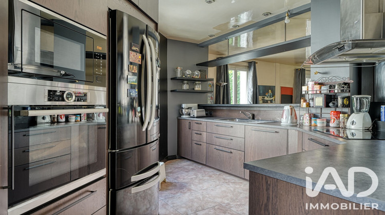 Ma-Cabane - Vente Maison Suresnes, 155 m²