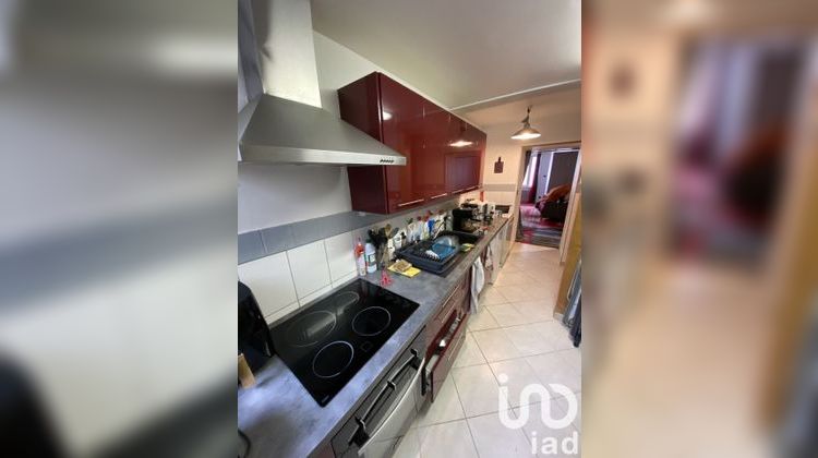 Ma-Cabane - Vente Maison Surgères, 75 m²