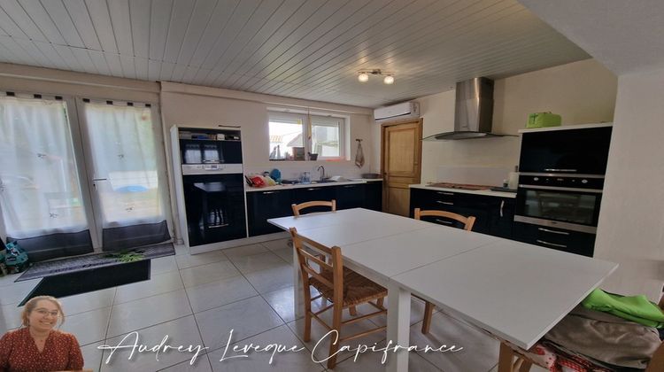 Ma-Cabane - Vente Maison SURGERES, 84 m²