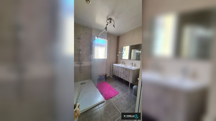 Ma-Cabane - Vente Maison Surgères, 329 m²