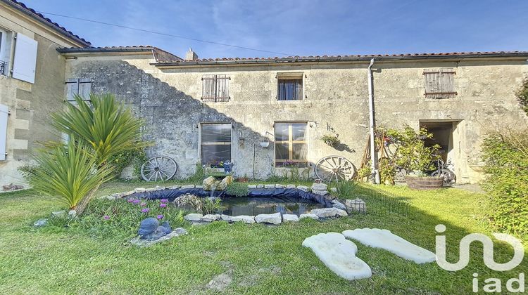 Ma-Cabane - Vente Maison Surgères, 151 m²