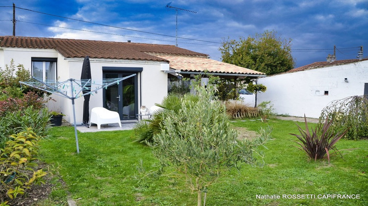 Ma-Cabane - Vente Maison SURGERES, 70 m²