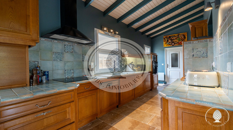 Ma-Cabane - Vente Maison SURGERES, 310 m²