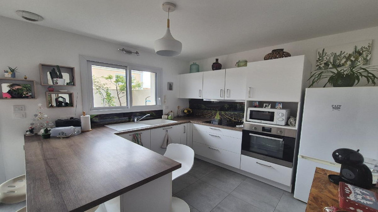 Ma-Cabane - Vente Maison SURGERES, 64 m²