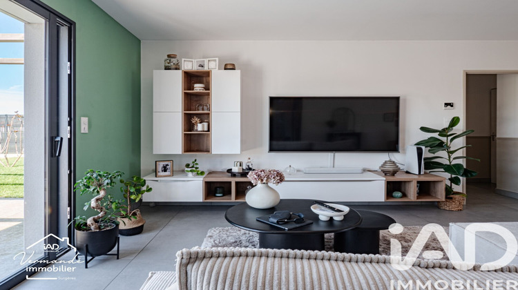 Ma-Cabane - Vente Maison Surgères, 98 m²