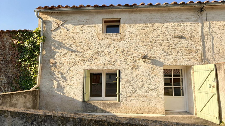 Ma-Cabane - Vente Maison SURGERES, 77 m²