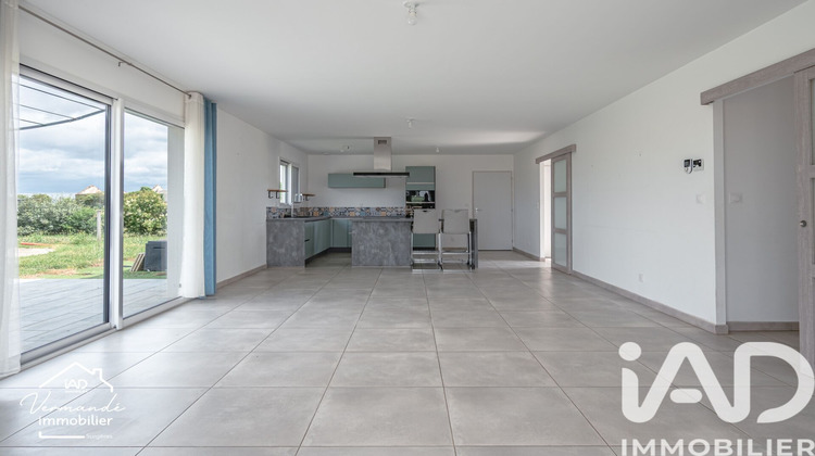 Ma-Cabane - Vente Maison Surgères, 93 m²