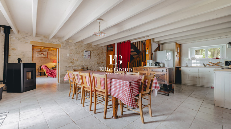 Ma-Cabane - Vente Maison SURGERES, 825 m²