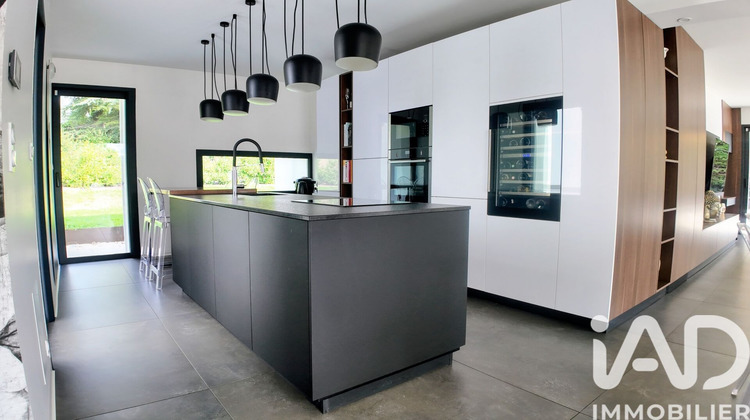 Ma-Cabane - Vente Maison Sury-le-Comtal, 208 m²