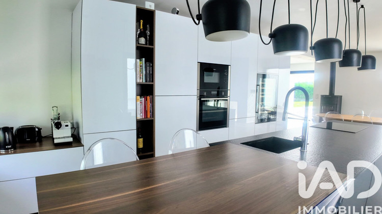 Ma-Cabane - Vente Maison Sury-le-Comtal, 208 m²