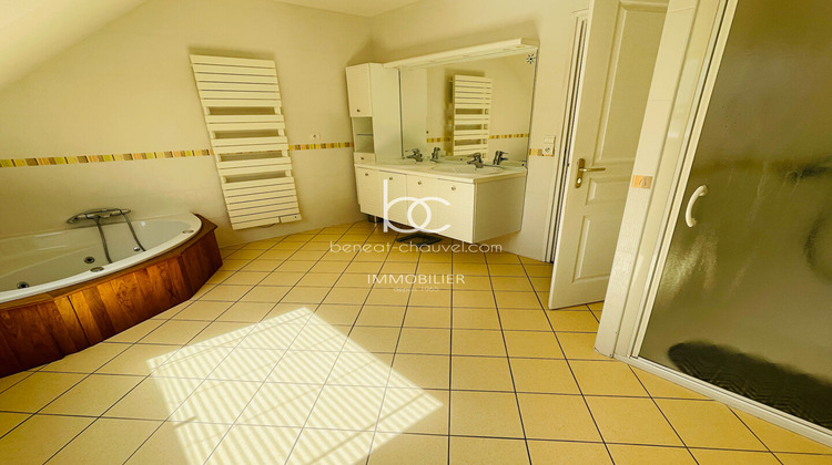 Ma-Cabane - Vente Maison SURZUR, 185 m²