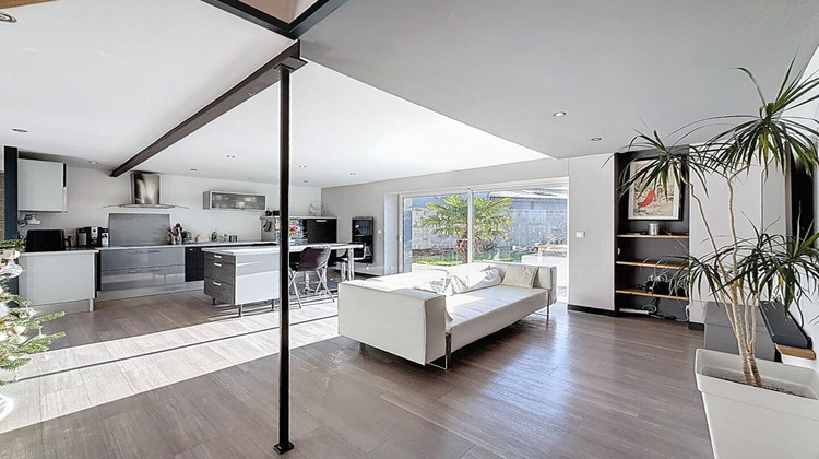 Ma-Cabane - Vente Maison SURZUR, 105 m²