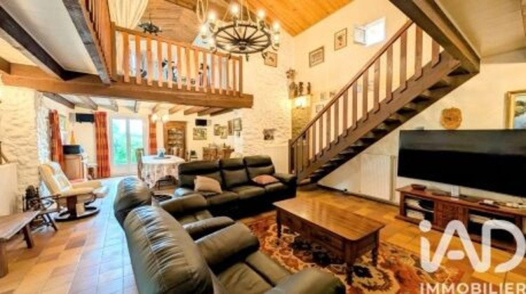 Ma-Cabane - Vente Maison Suze-la-Rousse, 159 m²