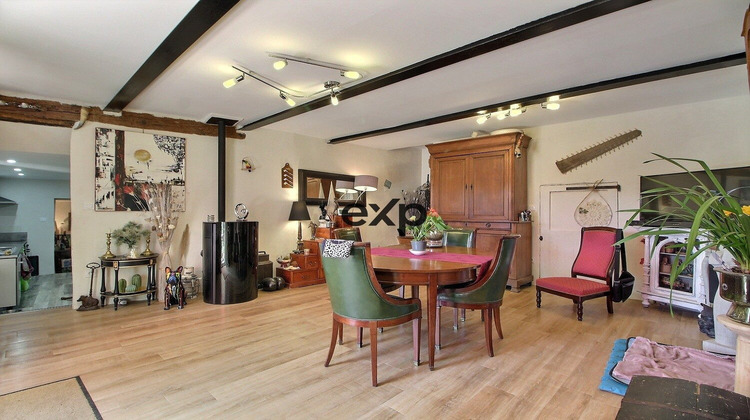 Ma-Cabane - Vente Maison Suze-la-Rousse, 205 m²