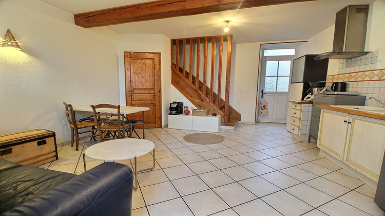 Ma-Cabane - Vente Maison TALLENDE, 64 m²