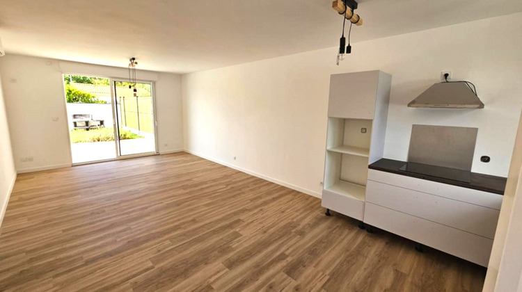 Ma-Cabane - Vente Maison TALMONT-SAINT-HILAIRE, 85 m²