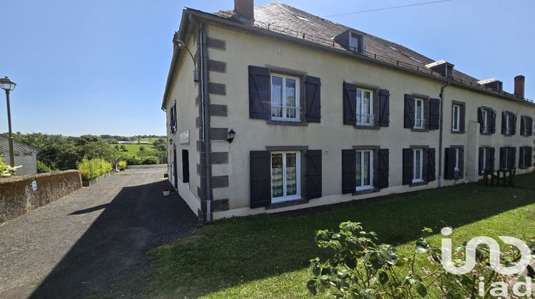 Ma-Cabane - Vente Maison Tauves, 900 m²