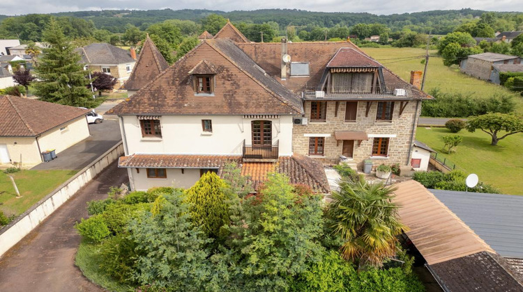 Ma-Cabane - Vente Maison TERRASSON LAVILLEDIEU, 177 m²