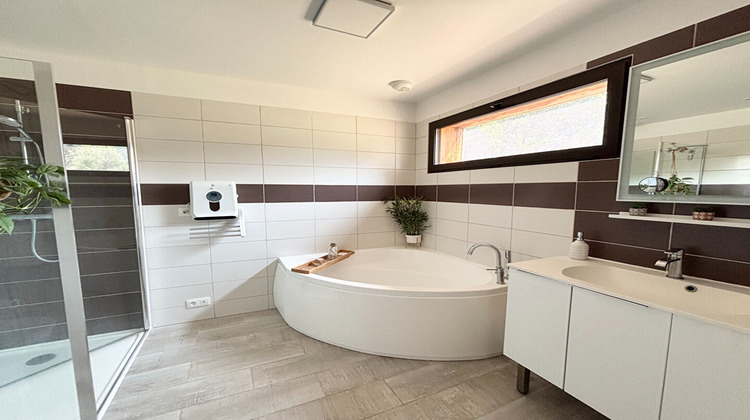 Ma-Cabane - Vente Maison TERRASSON-LAVILLEDIEU, 153 m²