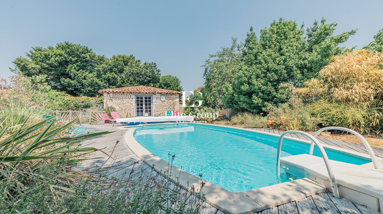 Ma-Cabane - Vente Maison THAIRE, 240 m²