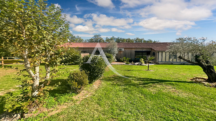 Ma-Cabane - Vente Maison THEZAC, 250 m²
