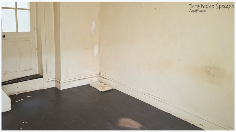 Ma-Cabane - Vente Maison THIERS, 57 m²