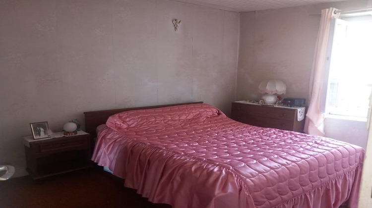 Ma-Cabane - Vente Maison THIERS, 110 m²