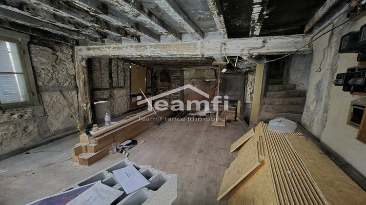 Ma-Cabane - Vente Maison Thiers, 30 m²