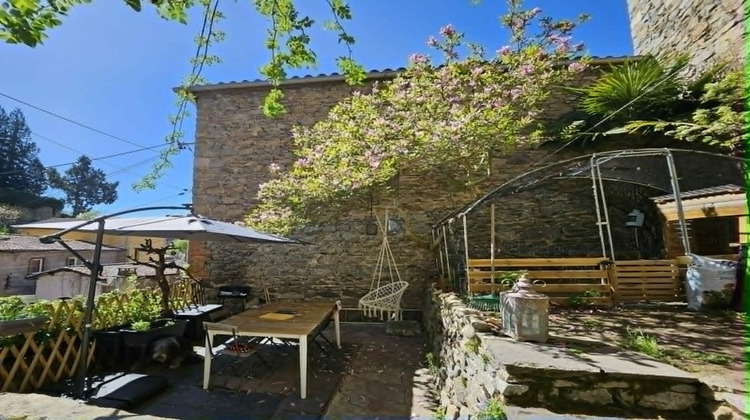 Ma-Cabane - Vente Maison THIERS, 70 m²