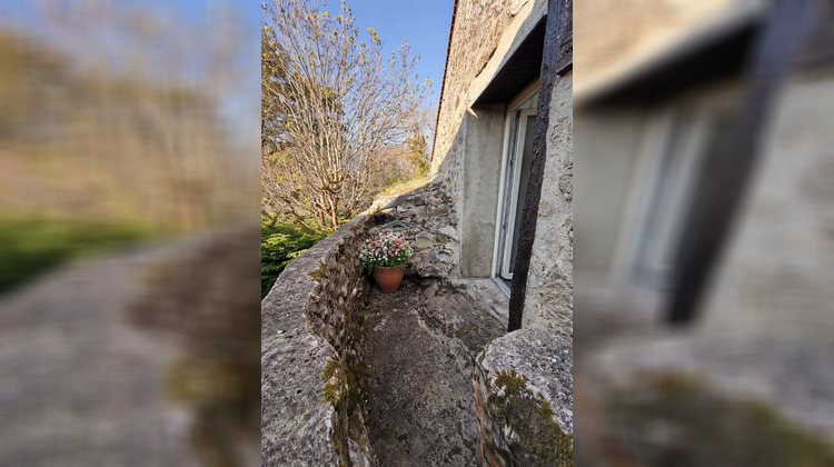 Ma-Cabane - Vente Maison THIERS-SUR-THEVE, 43 m²