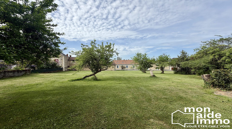 Ma-Cabane - Vente Maison Thiviers, 325 m²