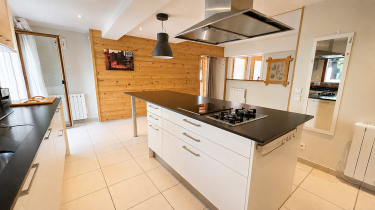 Ma-Cabane - Vente Maison Thollon-les-Mémises, 180 m²