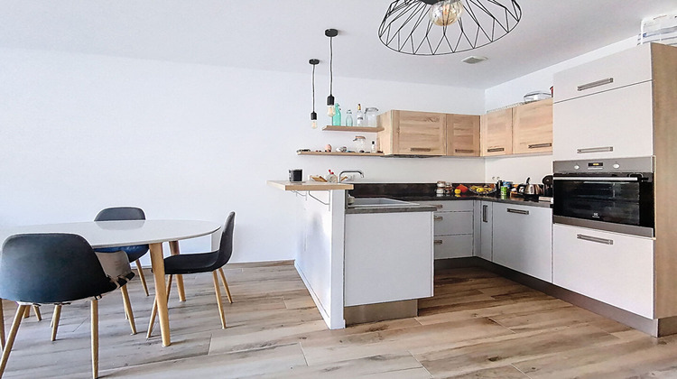 Ma-Cabane - Vente Maison THONON-LES-BAINS, 74 m²