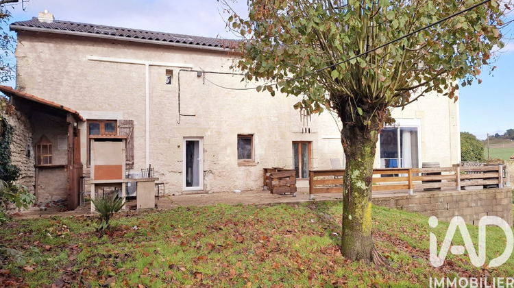 Ma-Cabane - Vente Maison Thuré, 206 m²