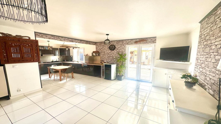 Ma-Cabane - Vente Maison TINTENIAC, 81 m²