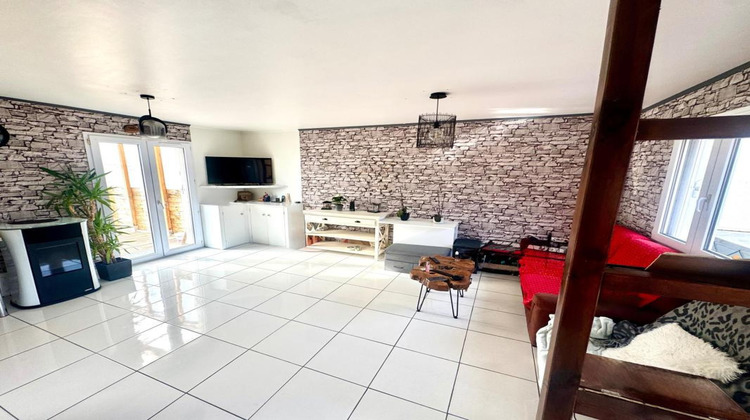 Ma-Cabane - Vente Maison TINTENIAC, 81 m²