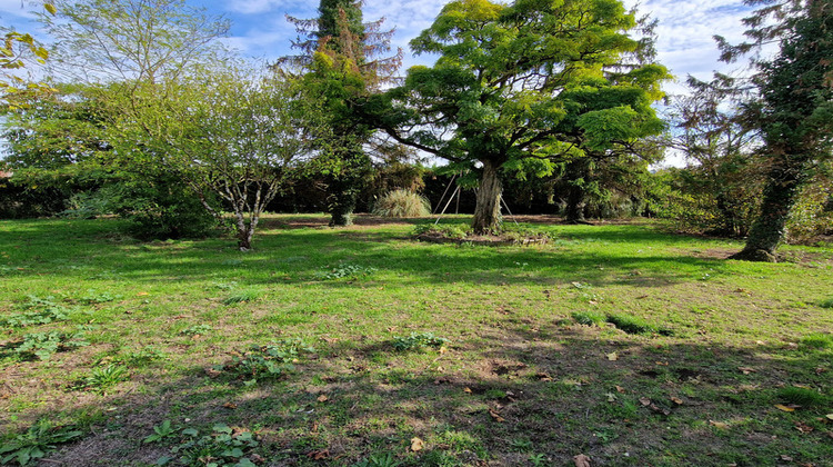 Ma-Cabane - Vente Maison TONNAY BOUTONNE, 200 m²