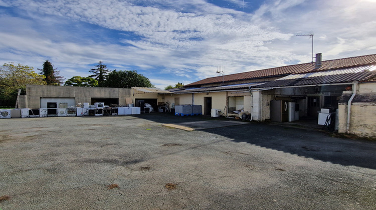 Ma-Cabane - Vente Maison TONNAY BOUTONNE, 200 m²