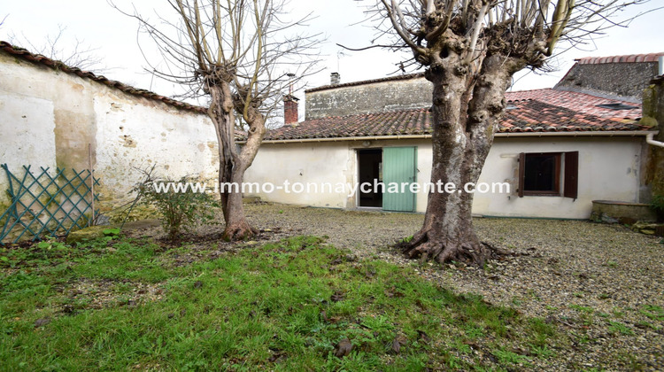 Ma-Cabane - Vente Maison Tonnay-Boutonne, 82 m²