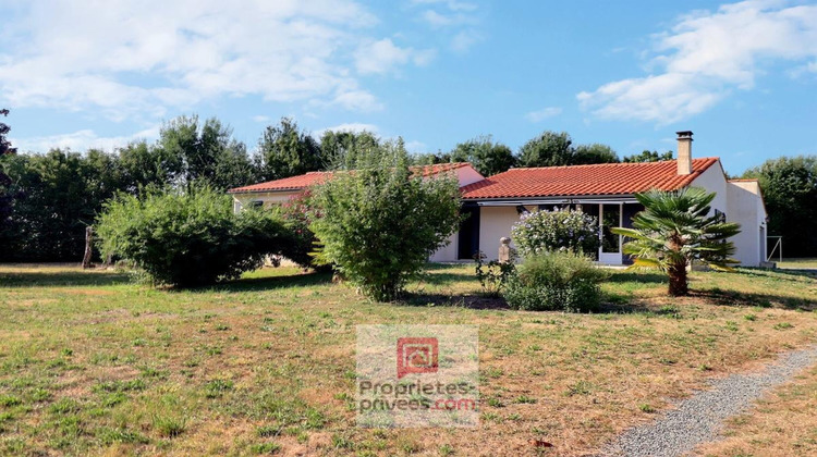 Ma-Cabane - Vente Maison TONNAY BOUTONNE, 100 m²