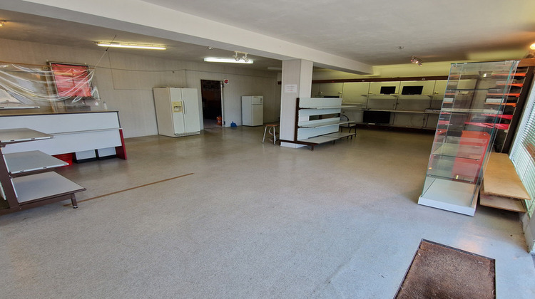 Ma-Cabane - Vente Maison TONNAY BOUTONNE, 200 m²
