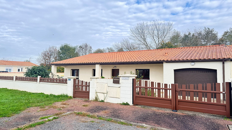 Ma-Cabane - Vente Maison TONNAY-CHARENTE, 120 m²