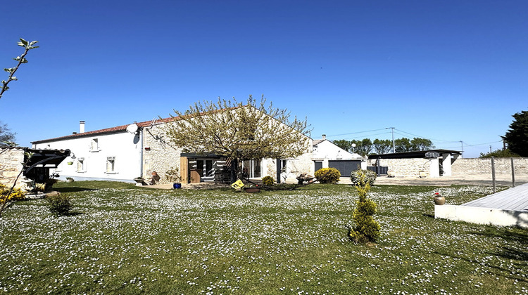 Ma-Cabane - Vente Maison TONNAY-CHARENTE, 470 m²