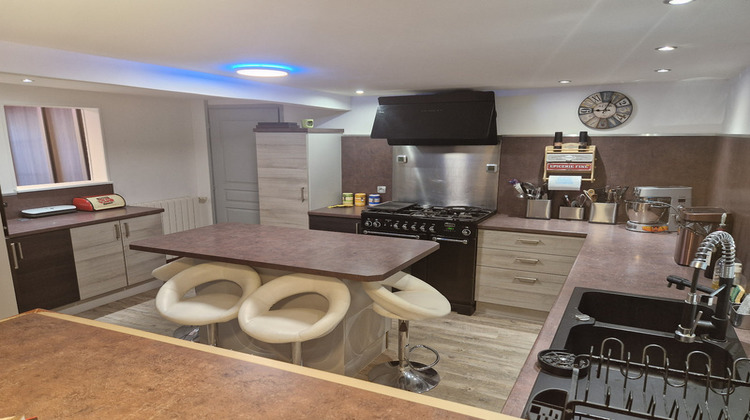 Ma-Cabane - Vente Maison TONNAY CHARENTE, 220 m²