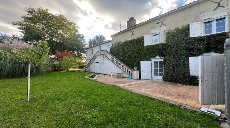 Ma-Cabane - Vente Maison TONNAY-CHARENTE, 248 m²
